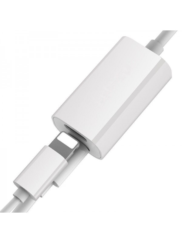 For iPhone 7 / 7 Plus Adapter Splitter -White